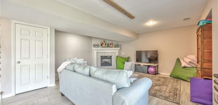 4605 NE 105th Street, Kansas City, MO 64156