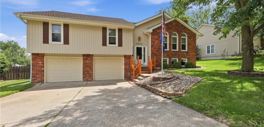 8013 N Lydia Avenue, Kansas City, MO 64118
