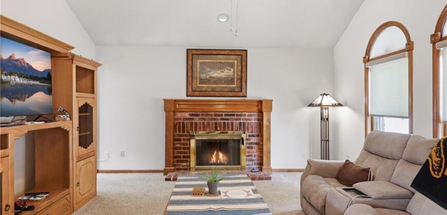 8013 N Lydia Avenue, Kansas City, MO 64118