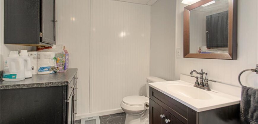 8637 NE 112th Street, Kansas City, MO 64157