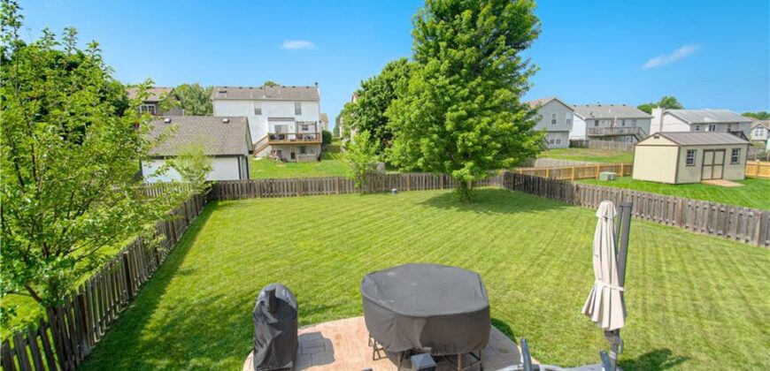 8637 NE 112th Street, Kansas City, MO 64157