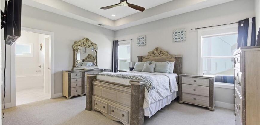 312 Prairie Rose Circle, Smithville, MO 64089