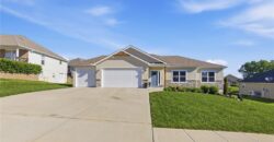 312 Prairie Rose Circle, Smithville, MO 64089