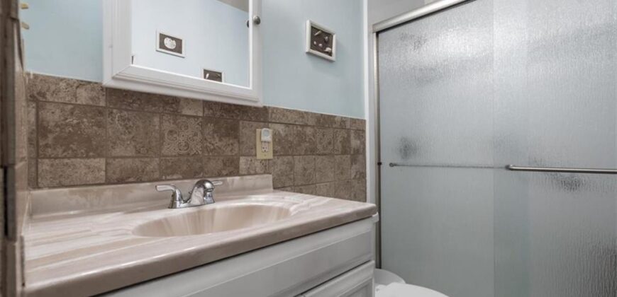 4910 N Spruce Avenue, Kansas City, MO 64119