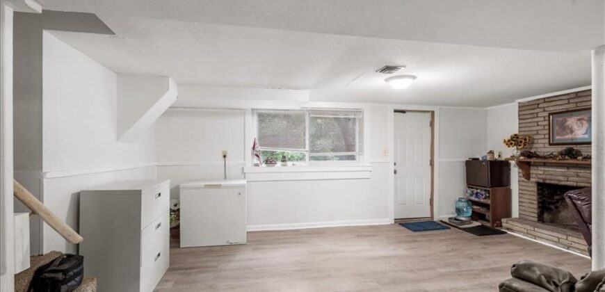 4910 N Spruce Avenue, Kansas City, MO 64119