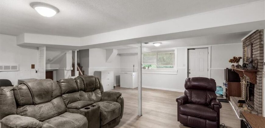 4910 N Spruce Avenue, Kansas City, MO 64119