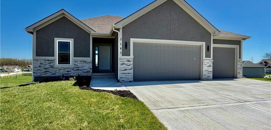 508 Skyview Lane, Liberty, MO 64068