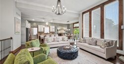 8245 Westlake Drive, Parkville, MO 64152