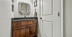 8245 Westlake Drive, Parkville, MO 64152
