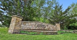 8245 Westlake Drive, Parkville, MO 64152