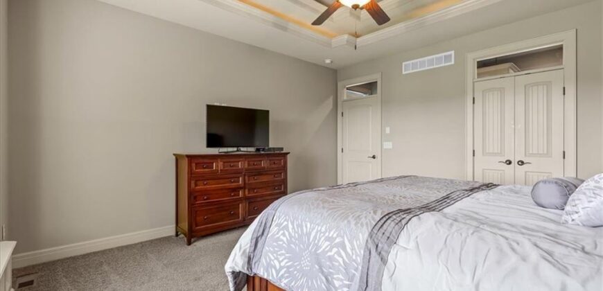 11775 NW 81st Street, Parkville, MO 64152