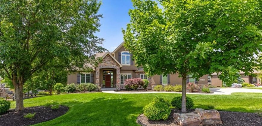 11775 NW 81st Street, Parkville, MO 64152