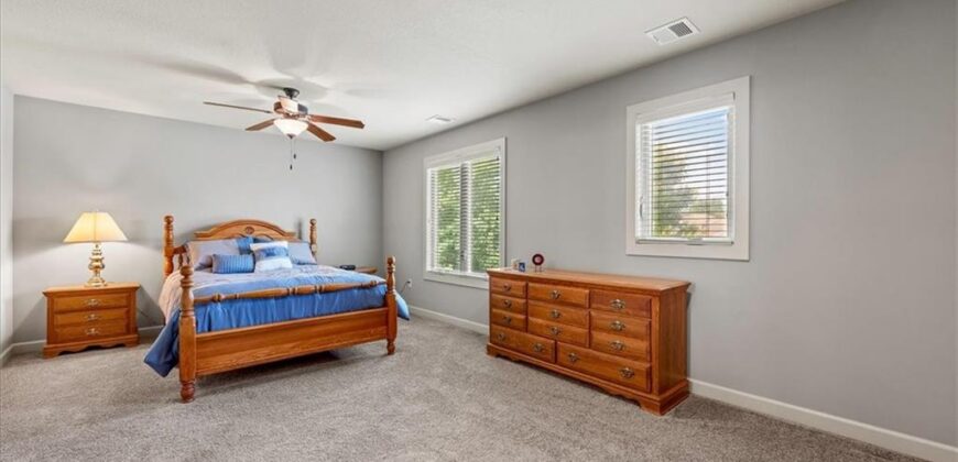 11775 NW 81st Street, Parkville, MO 64152