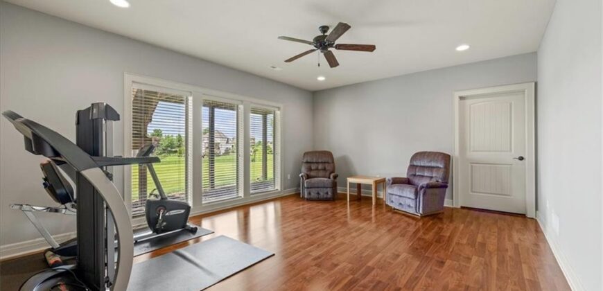 11775 NW 81st Street, Parkville, MO 64152