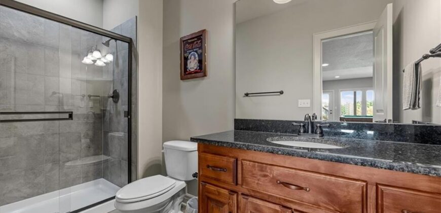 11775 NW 81st Street, Parkville, MO 64152