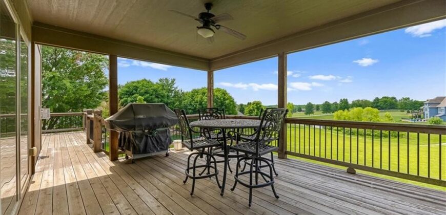11775 NW 81st Street, Parkville, MO 64152