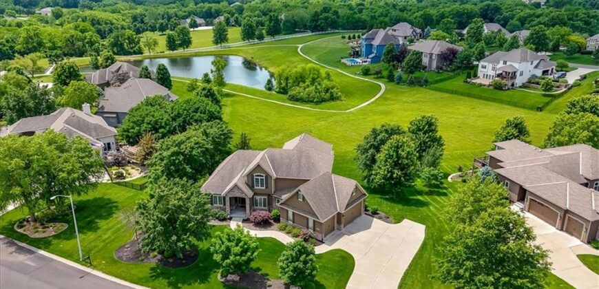11775 NW 81st Street, Parkville, MO 64152