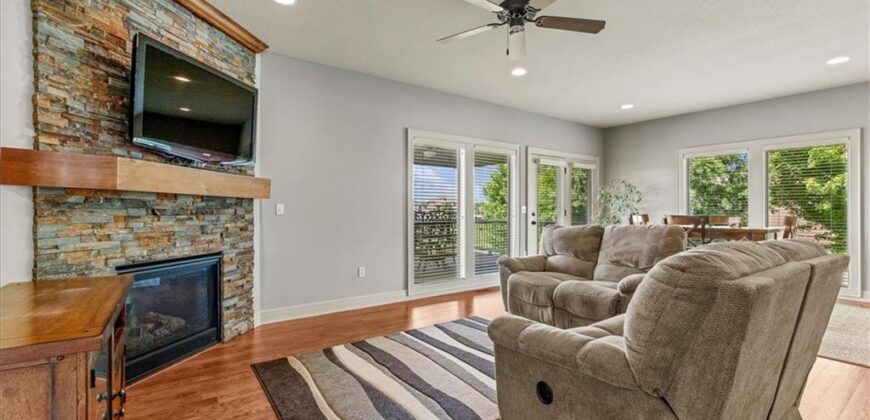 11775 NW 81st Street, Parkville, MO 64152