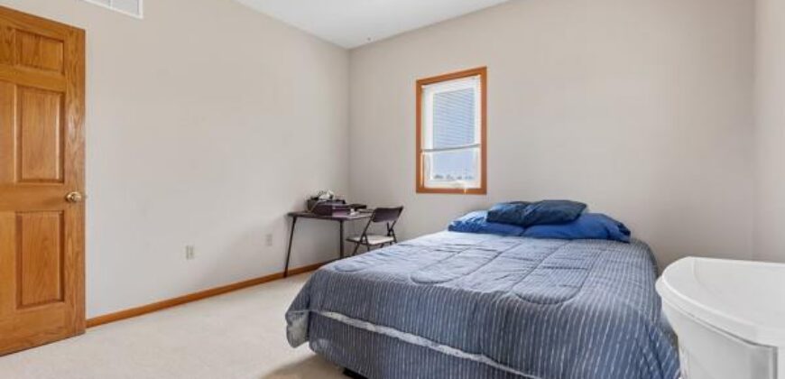 11111 Reinking Road, Kansas City, MO 64156