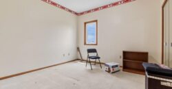 11111 Reinking Road, Kansas City, MO 64156