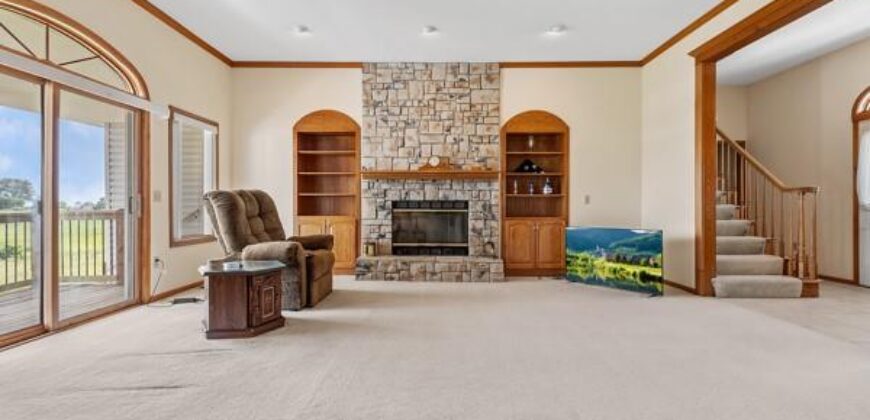 11111 Reinking Road, Kansas City, MO 64156