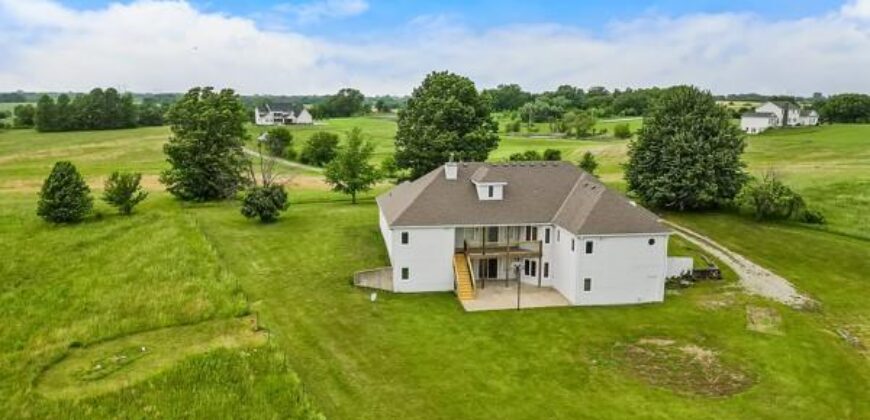 11111 Reinking Road, Kansas City, MO 64156