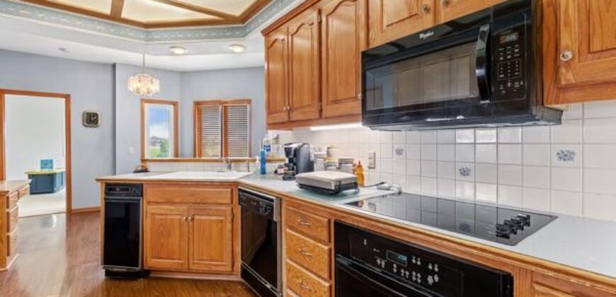 11111 Reinking Road, Kansas City, MO 64156
