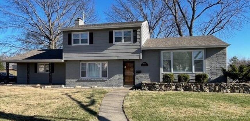 6411 N Highland Avenue, Gladstone, MO 64118