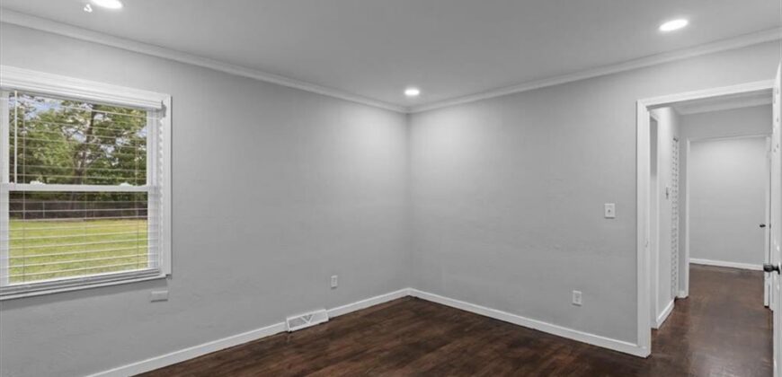 237 E Longfellow Street, Kansas City, MO 64119