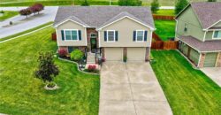 18400 Rock Ridge Street, Smithville, MO 64089