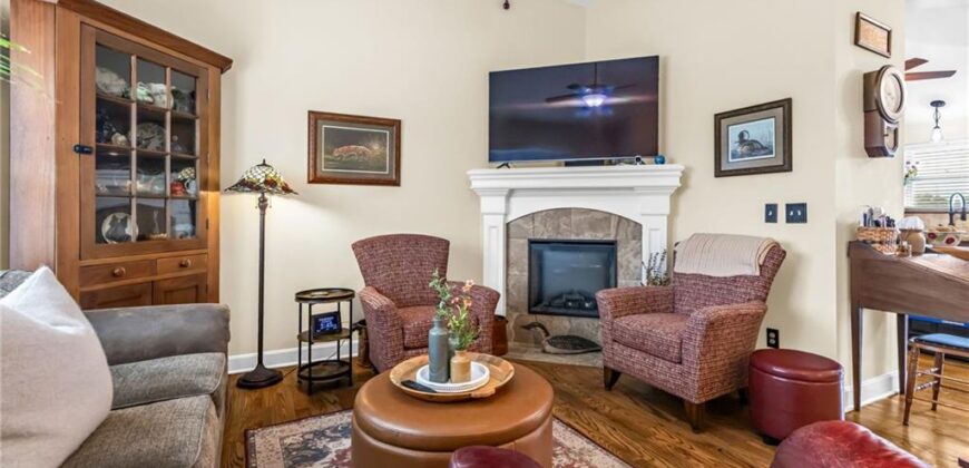 18400 Rock Ridge Street, Smithville, MO 64089