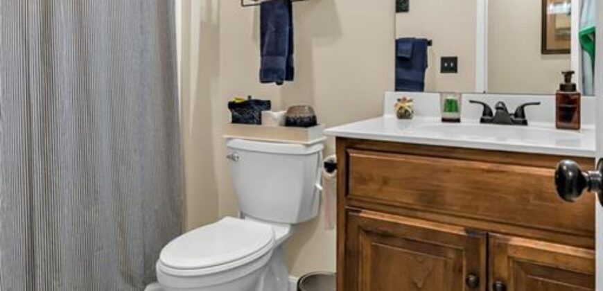 18400 Rock Ridge Street, Smithville, MO 64089
