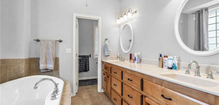 2028 Greenfield N/A, Kearney, MO 64060