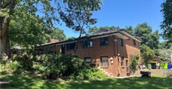 425 S Woodland Drive, Kansas City, MO 64118