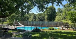 425 S Woodland Drive, Kansas City, MO 64118