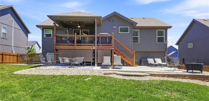 11716 N Farley Avenue, Kansas City, MO 64157