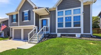 11716 N Farley Avenue, Kansas City, MO 64157