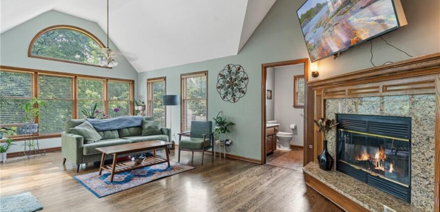 6321 NW 78 Street, Kansas City, MO 64151