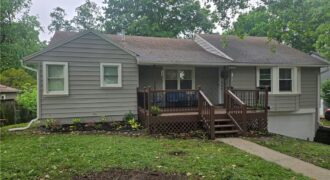 4900 Park Lane, Kansas City, MO 64118