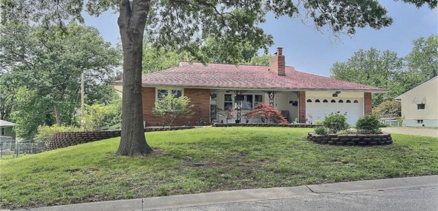 7010 N Wyandotte Street, Gladstone, MO 64118