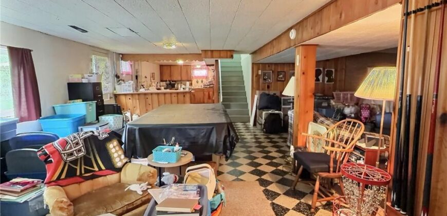 7010 N Wyandotte Street, Gladstone, MO 64118