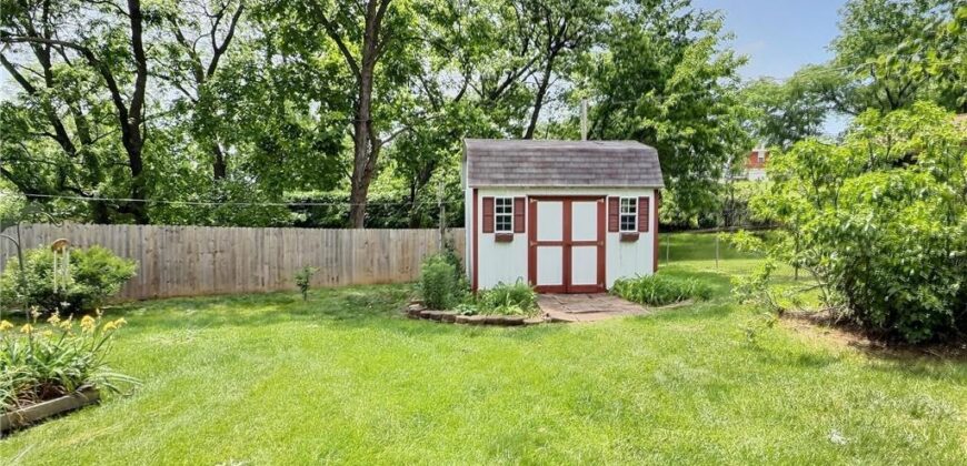 7010 N Wyandotte Street, Gladstone, MO 64118