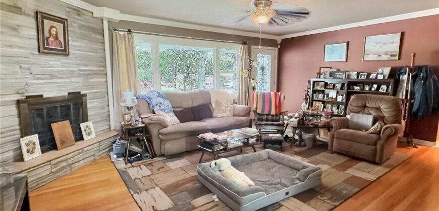 7010 N Wyandotte Street, Gladstone, MO 64118