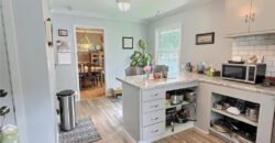 7010 N Wyandotte Street, Gladstone, MO 64118