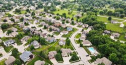 18106 Guinevere Court, Smithville, MO 64089