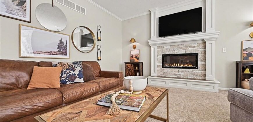 18106 Guinevere Court, Smithville, MO 64089
