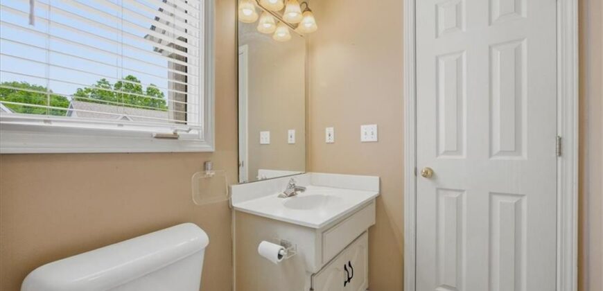 4807 NW 59th Court, Kansas City, MO 64151