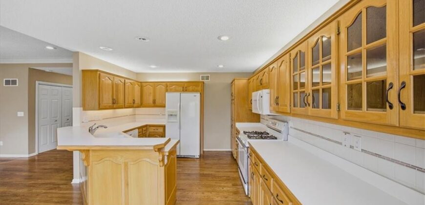 4807 NW 59th Court, Kansas City, MO 64151