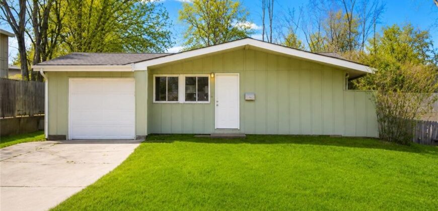 5706 N WOODLAND Avenue, Kansas City, MO 64118