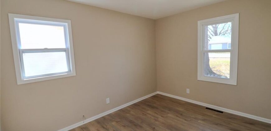 5151 N Winchester Avenue, Kansas City, MO 64119